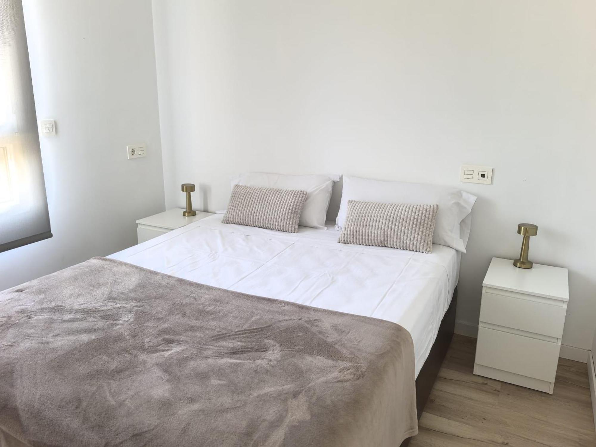 Lujoso Apartamento En Primera Linea De Playa Alicante Exterior foto
